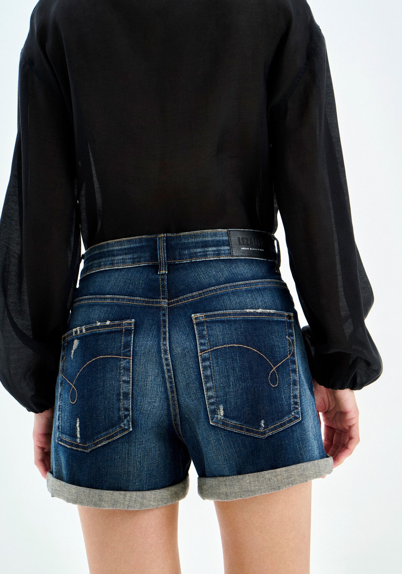 Shorts Boyfriend de Denim Oscuro con Dobladillo