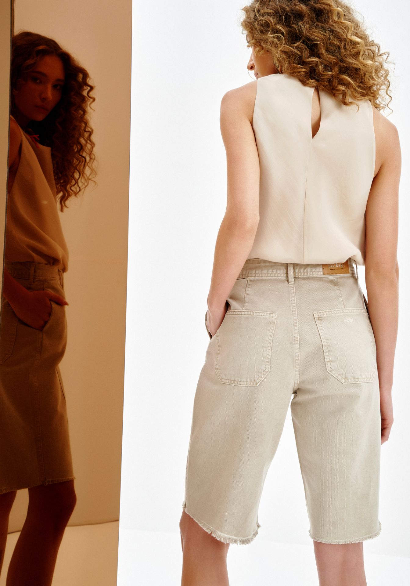 Shorts de Sarga de Cintura Alta | Estilo Versátil y Silueta Favorecedora