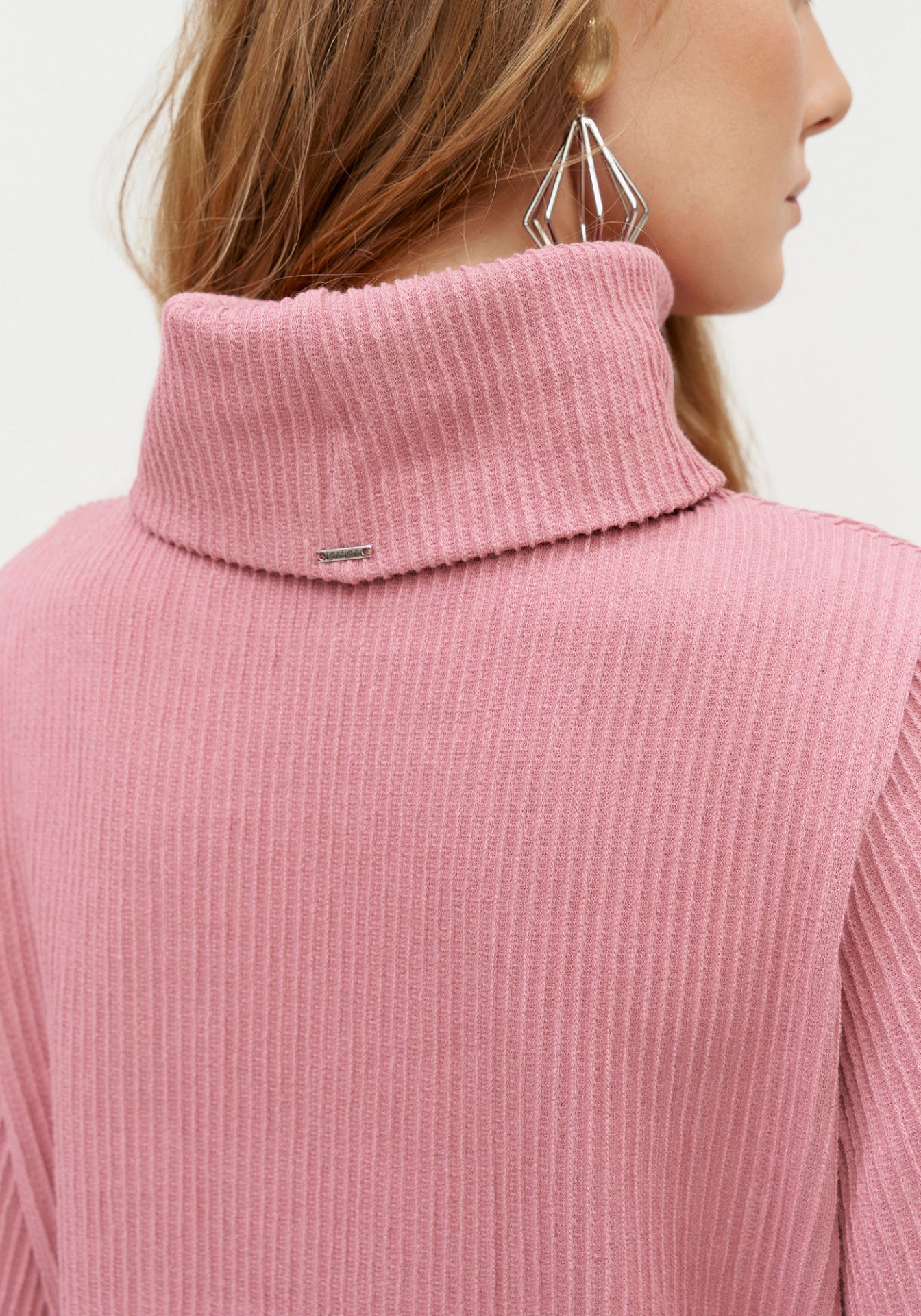 Blusón Lez a Lez Rosa con Manga Bufante y Máxi Gola Alta