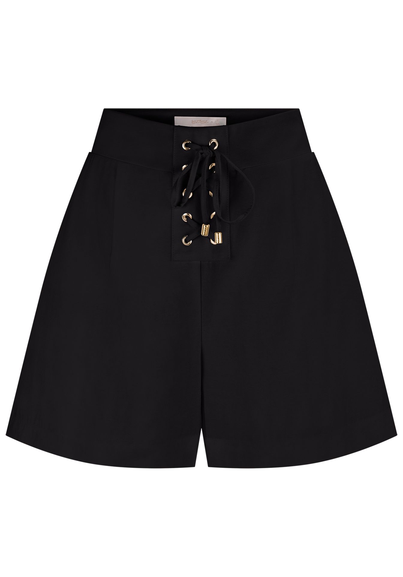 Short blanco Lez a Lez con detalle lace-up y corte alto: estilo elegante y versátil