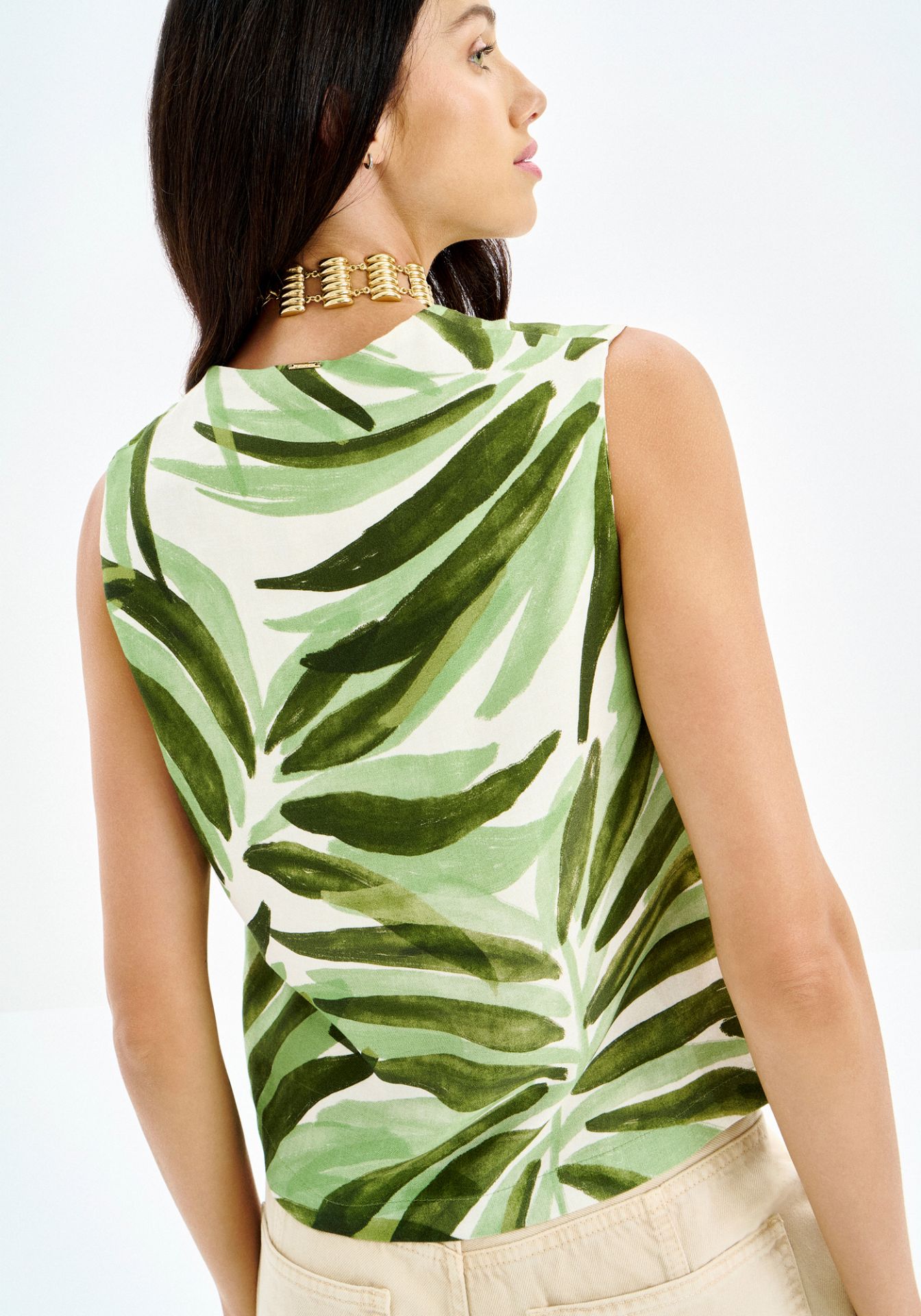 Blusa de Punto con Escote en V y Detalle Frontal