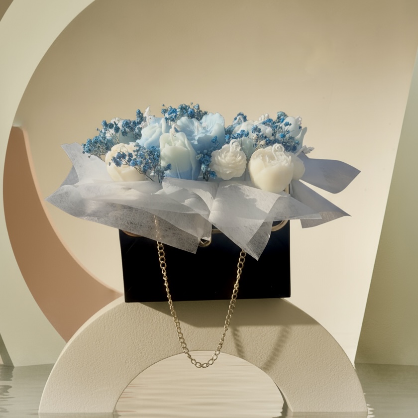 Caja de velas en forma de flores