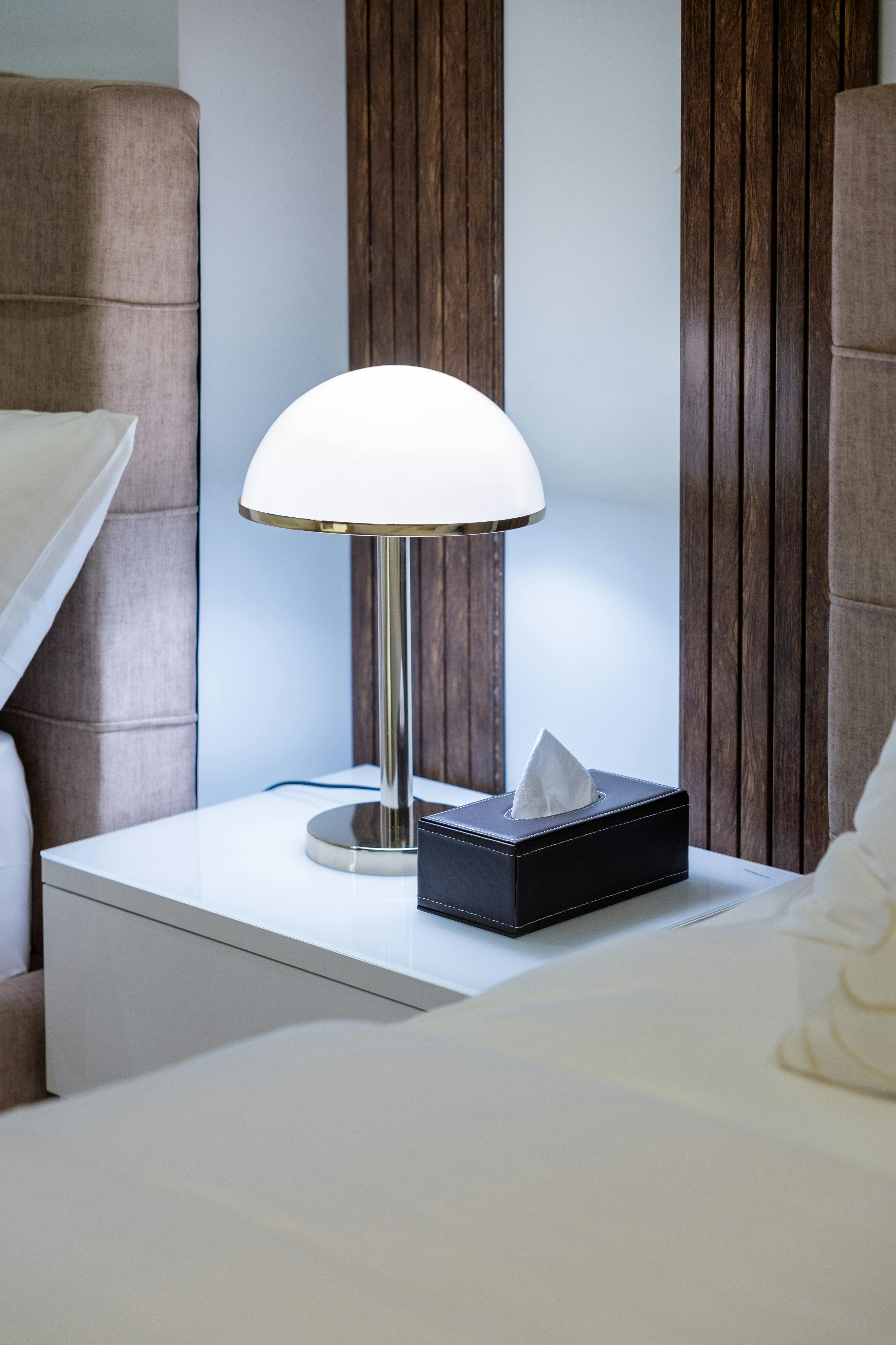 Lampu Tidur Putih