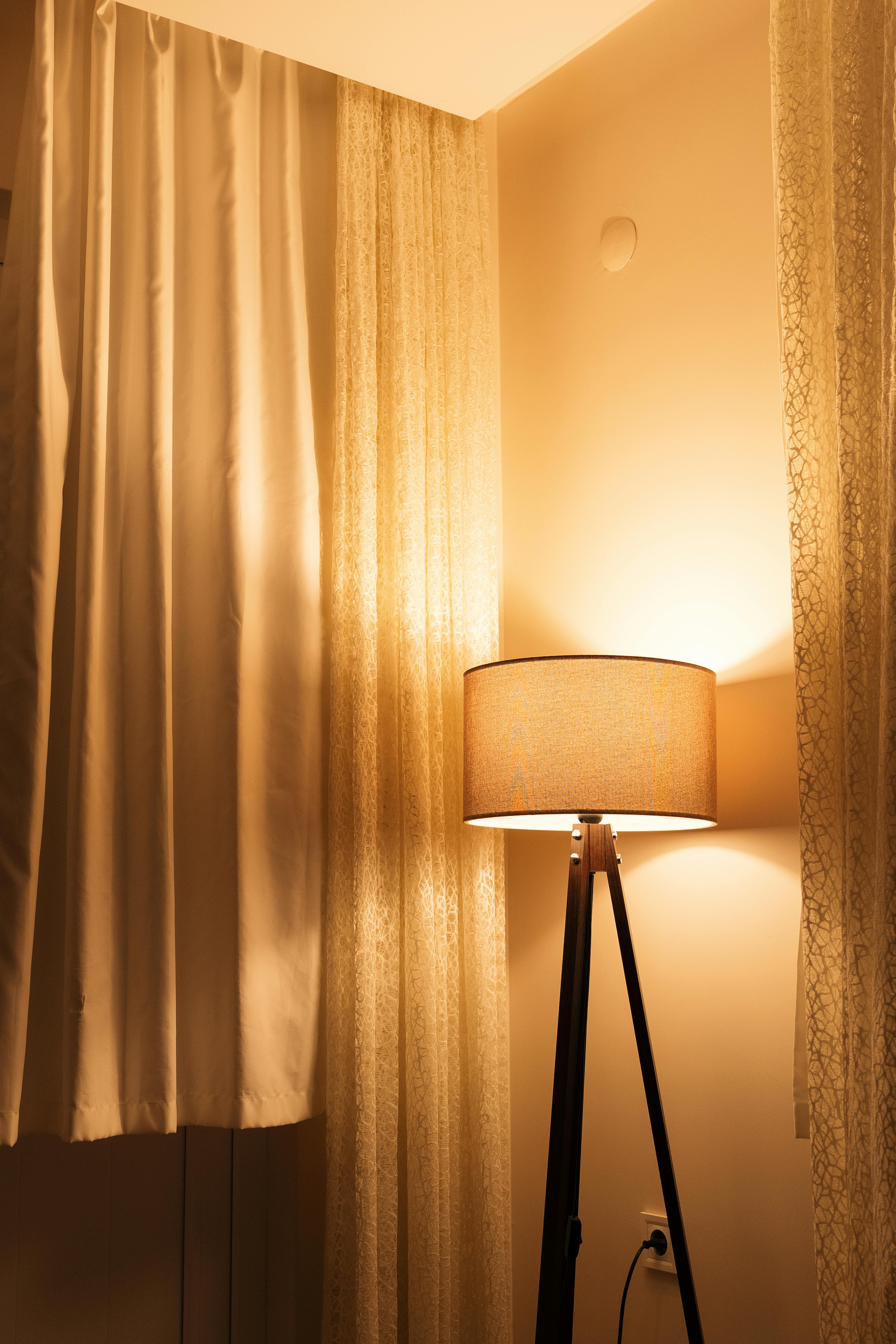 Lampu Tidur Kuning