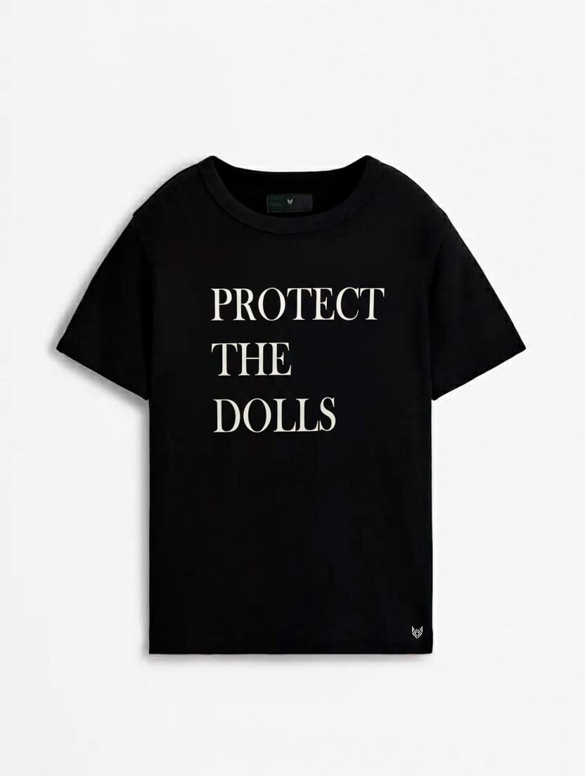 Camiseta INTERLOCK | Protect the Dolls
