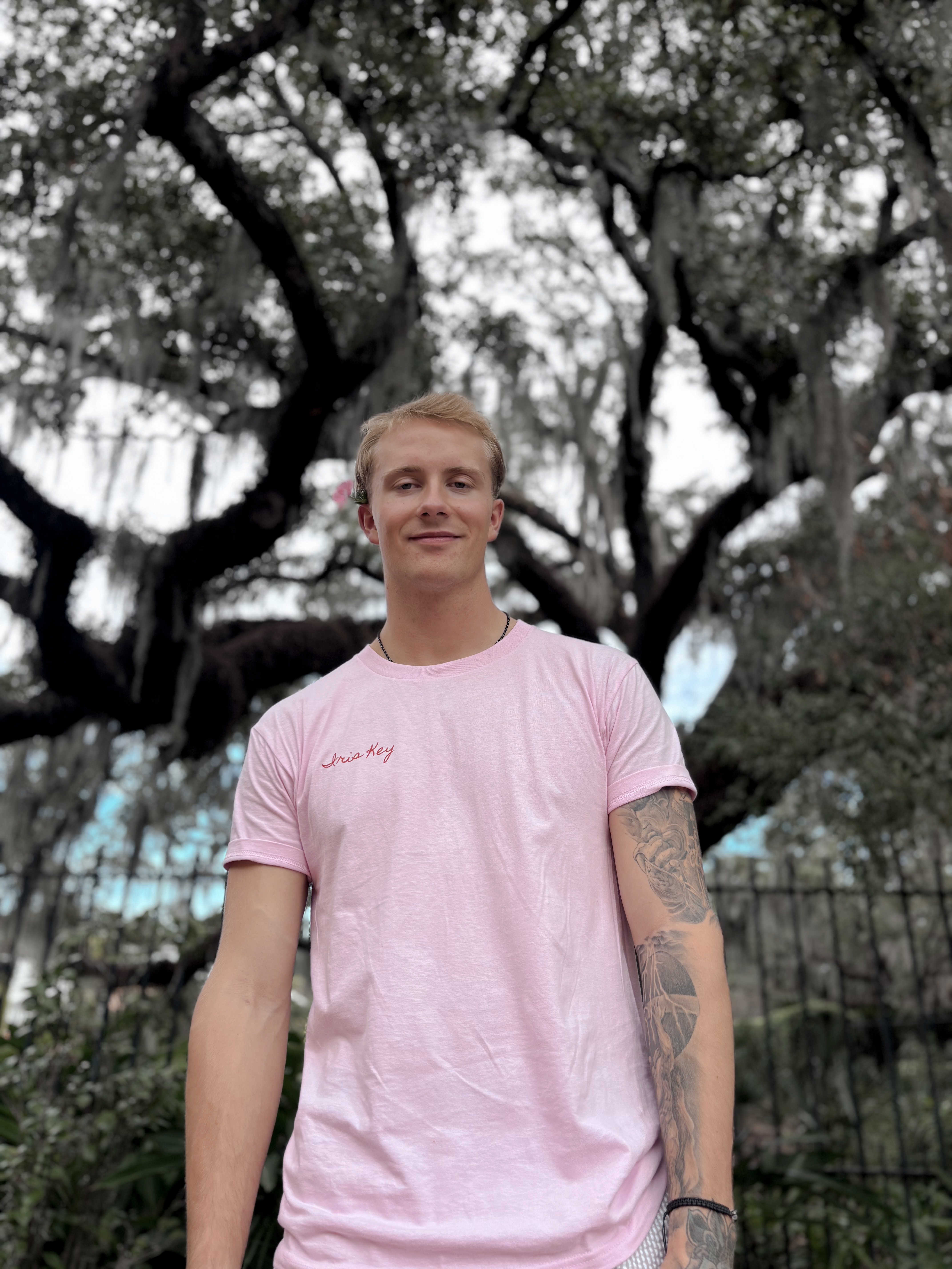 IK. Pink Lighthouse Graphic T-Shirt