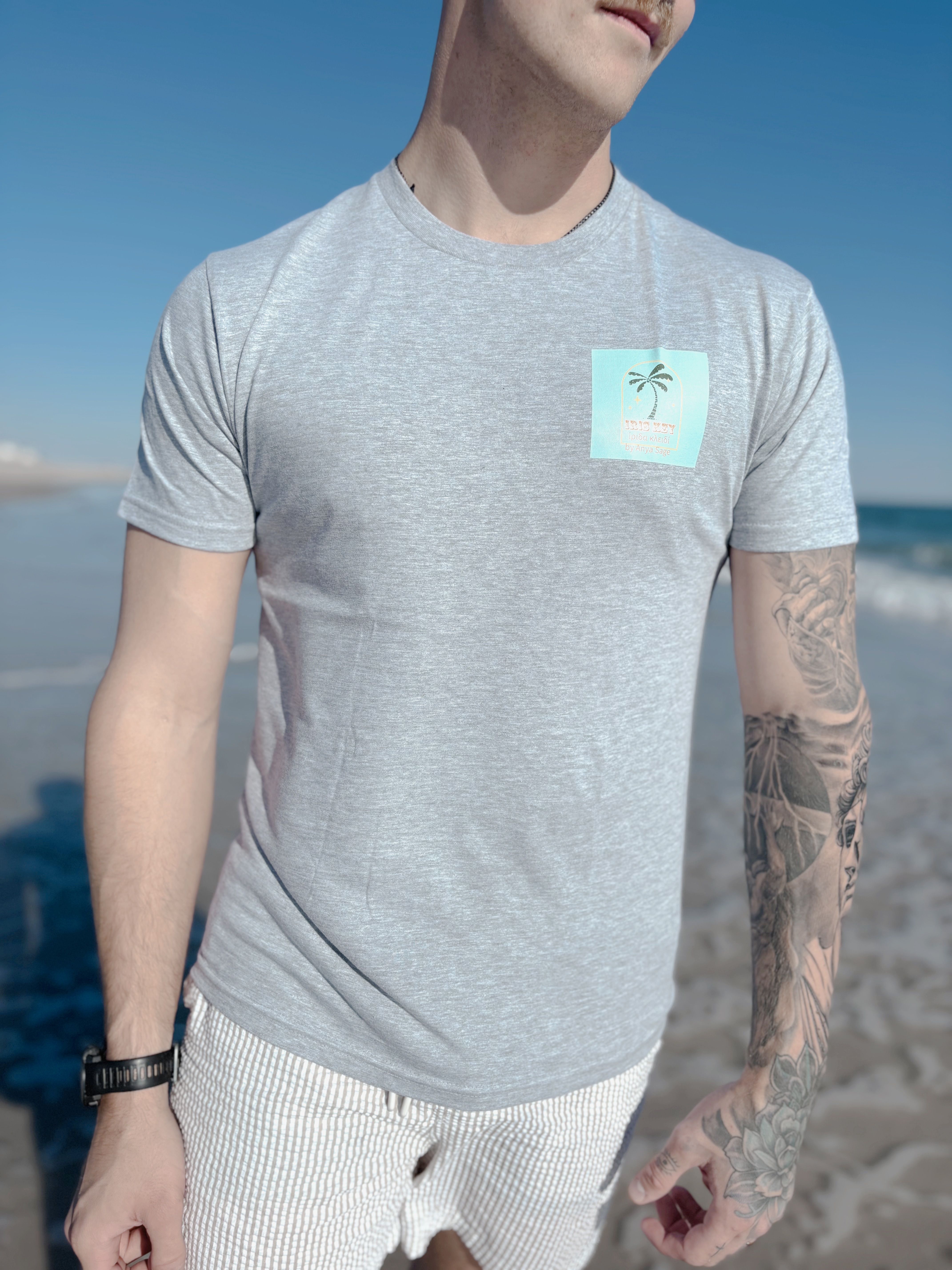 Iris Key Surfer boy T-shirt