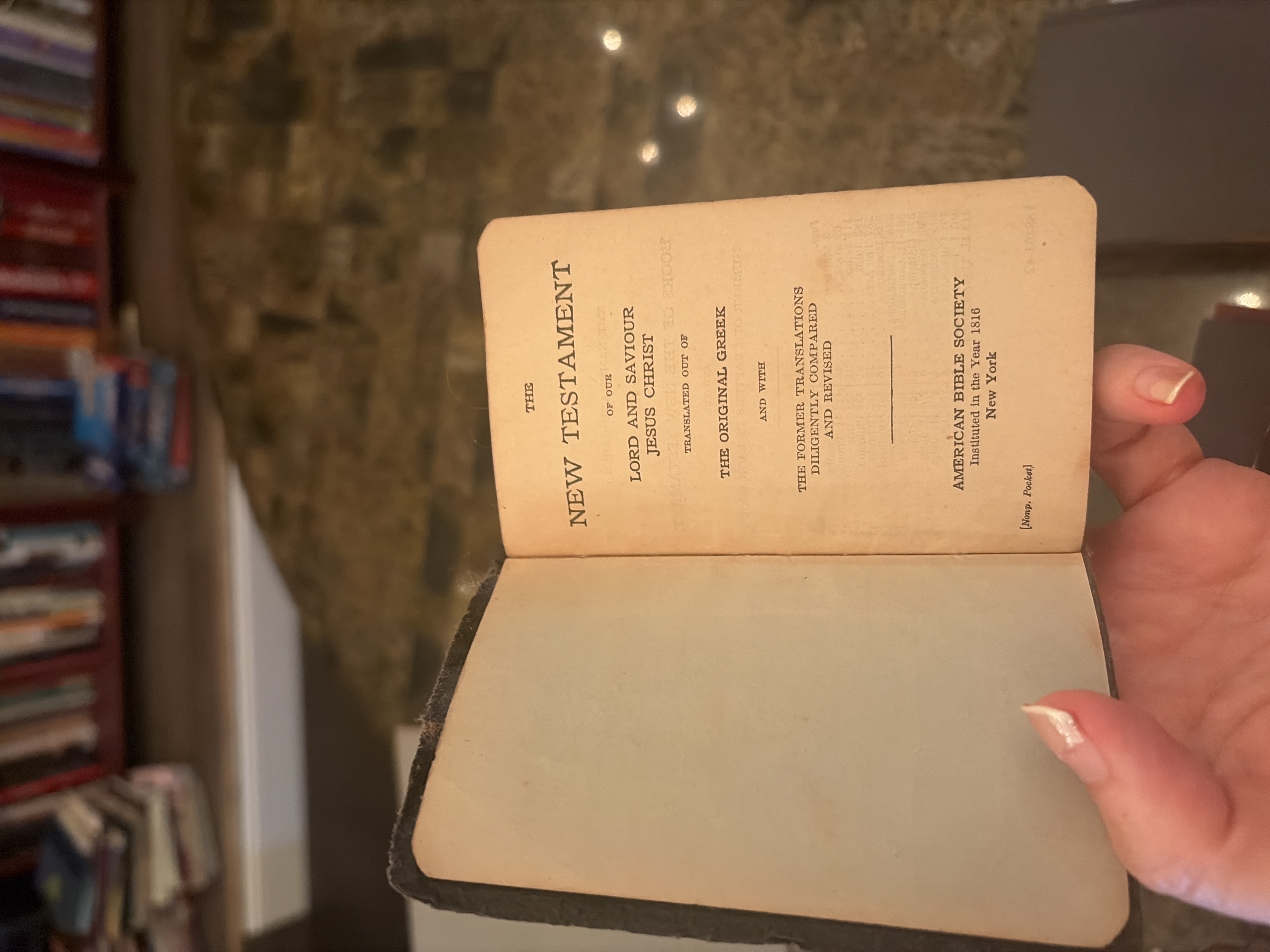 Pocket New Testament Bible