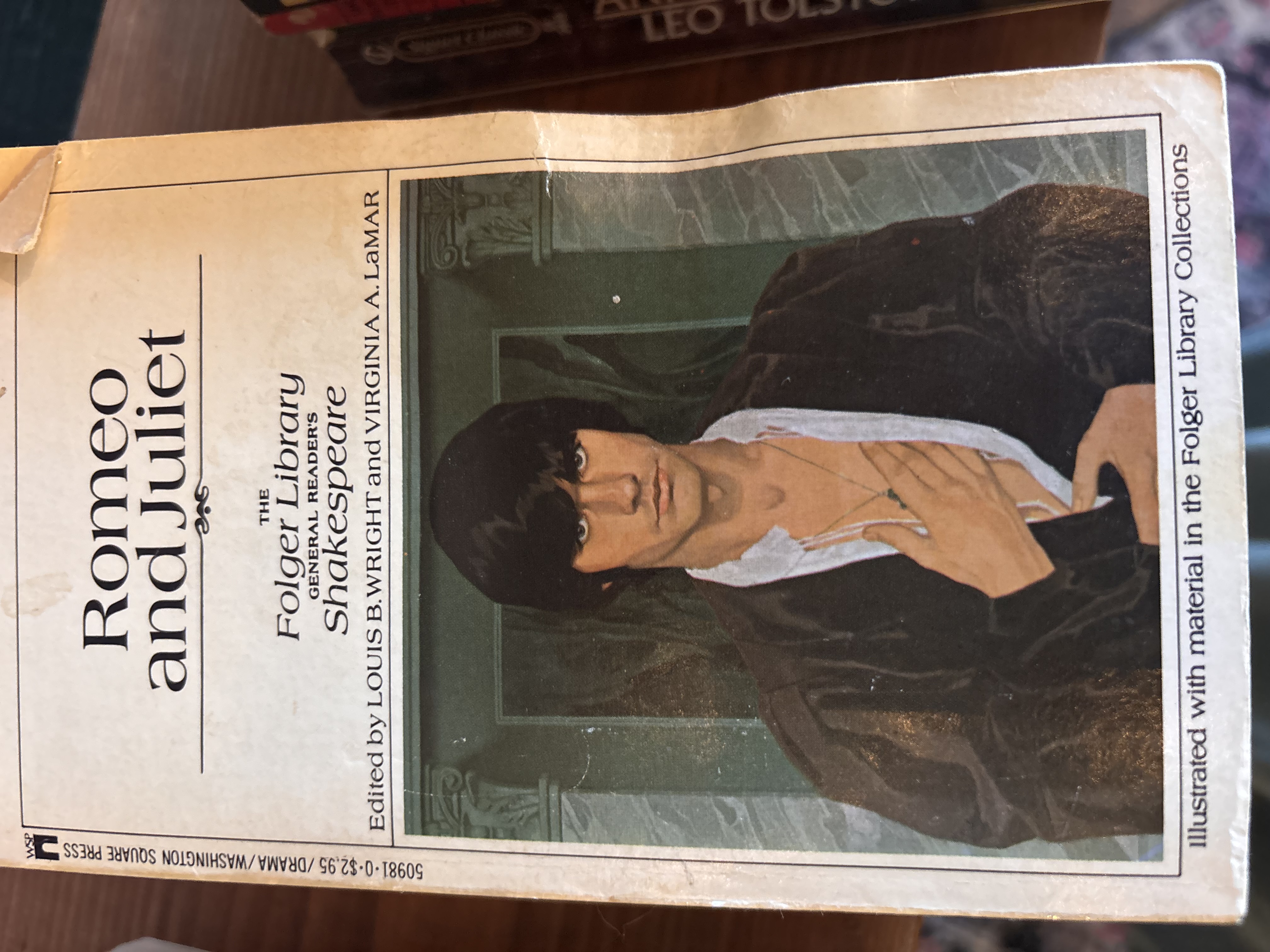 Romeo and Juliet (Folger Library Shakespeare Edition)