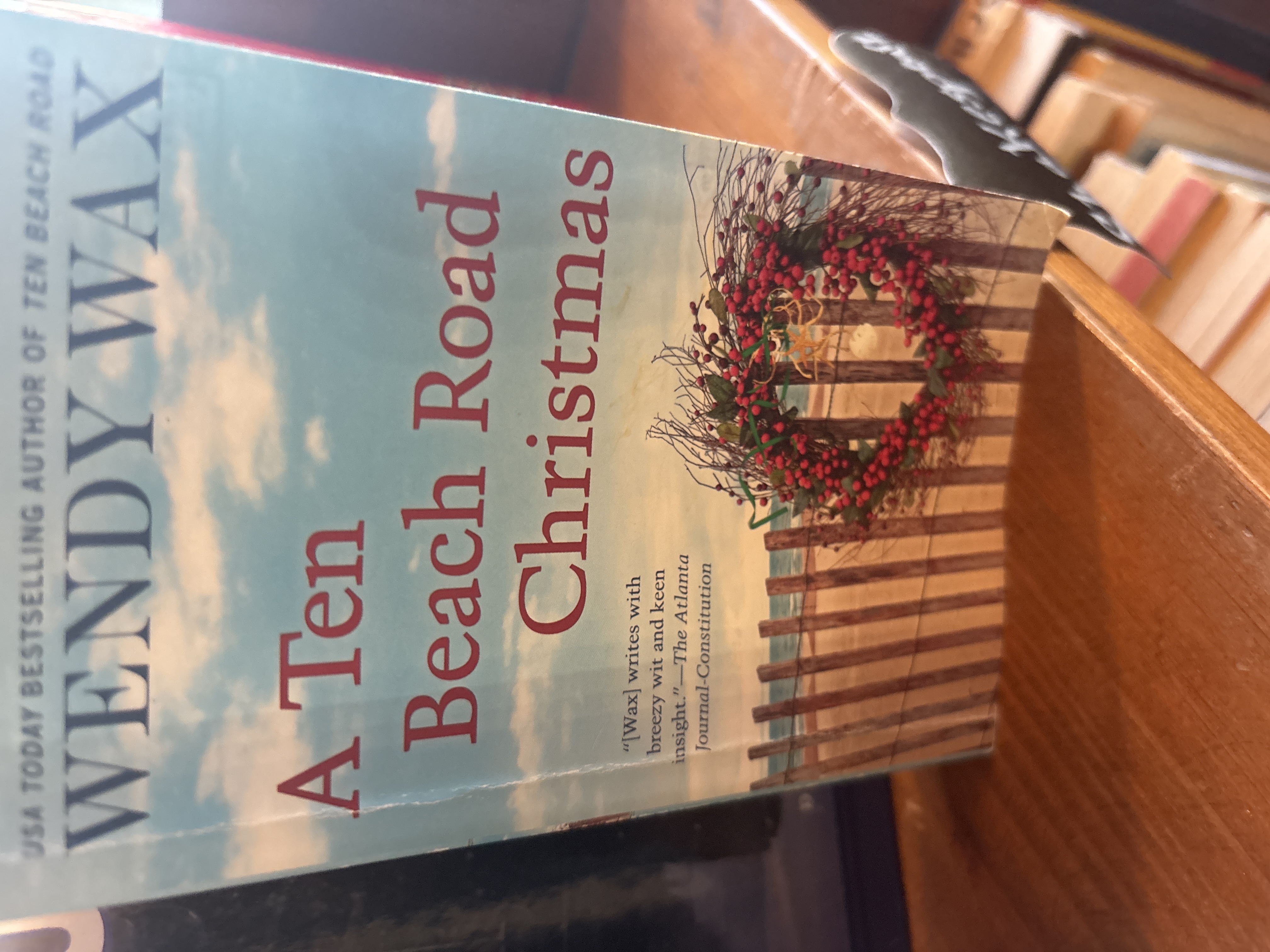 A Ten Beach Road Christmas by Wendy Wax