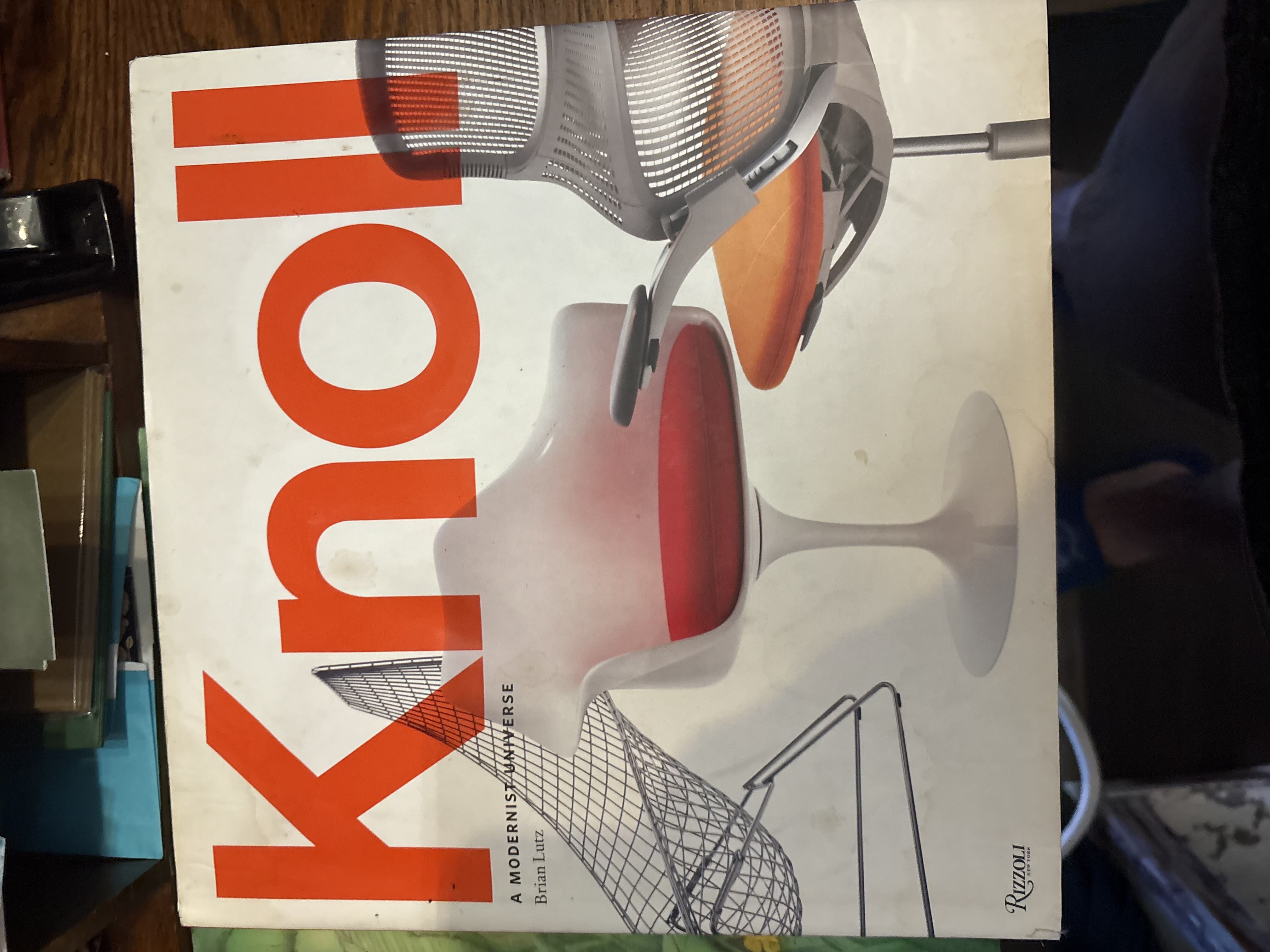 Knoll: A Modern Design Legacy