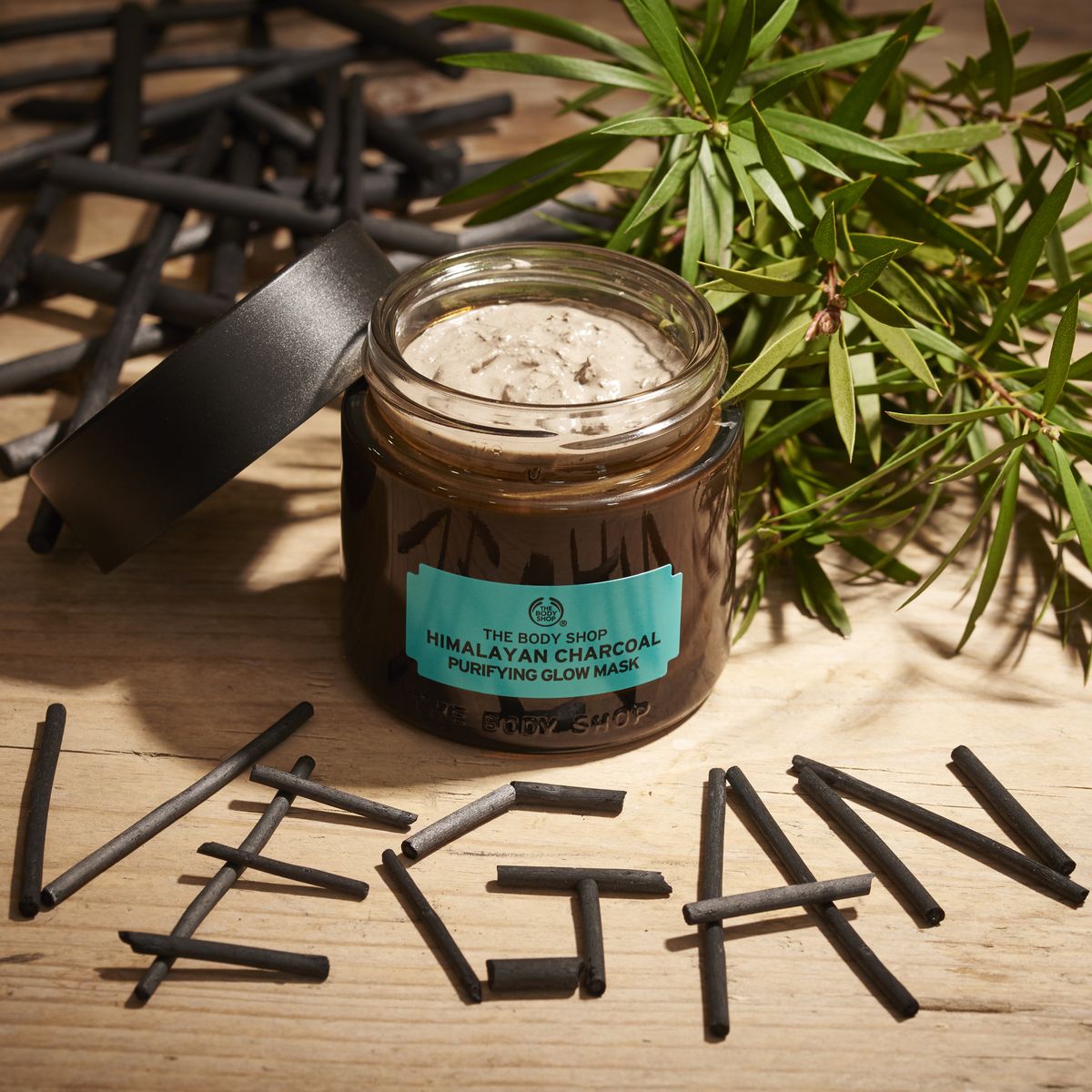 Himalayan Charcoal Purifying Glow Mask