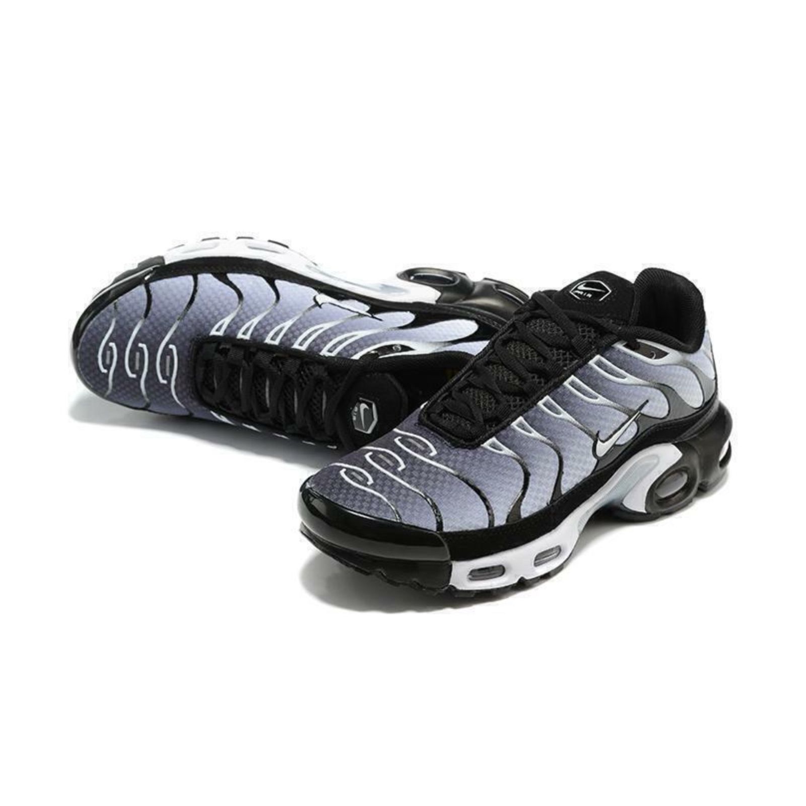 Nike Air Max TN Plus "Black Metalic"