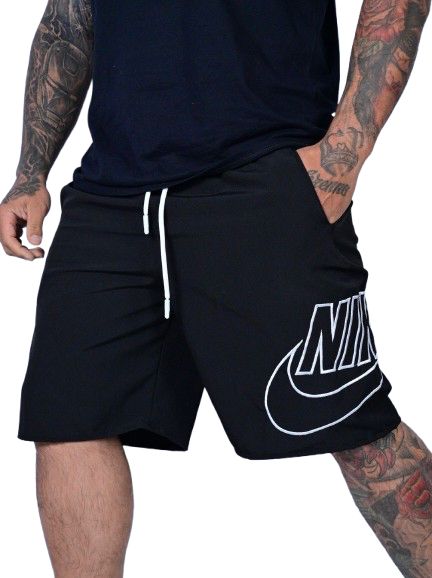 Bermuda Eslatino Nike
