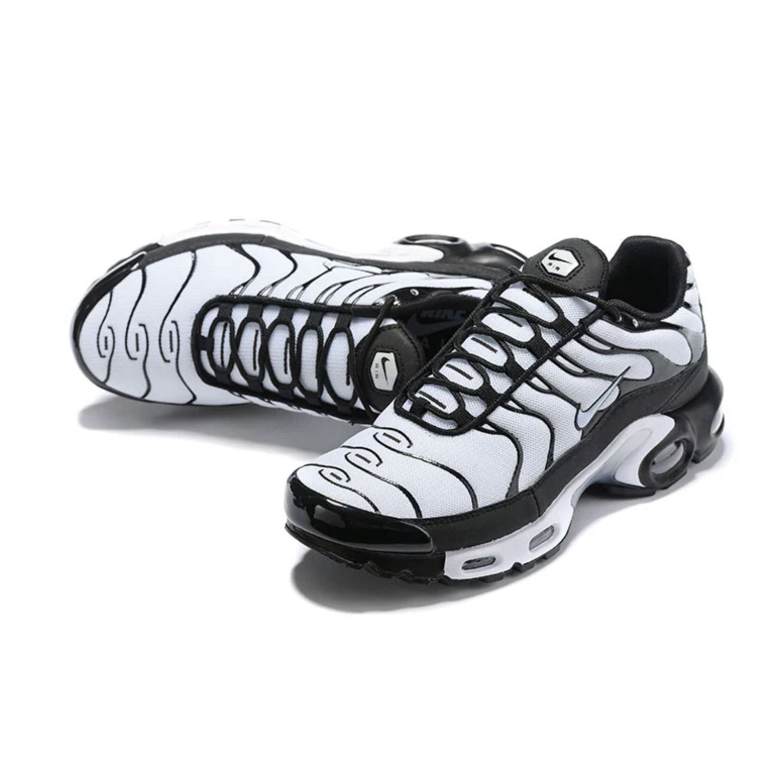 Nike Air Max TN Plus "Oreo"