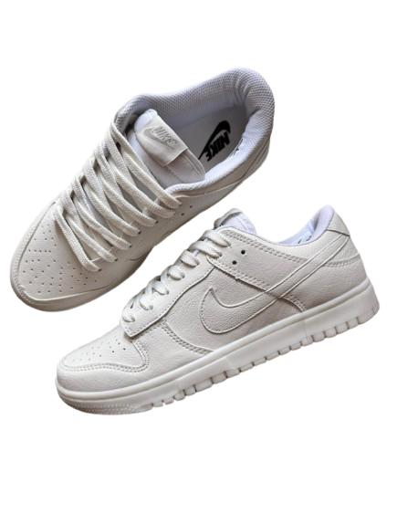Nike Dunk Low "Triple White"