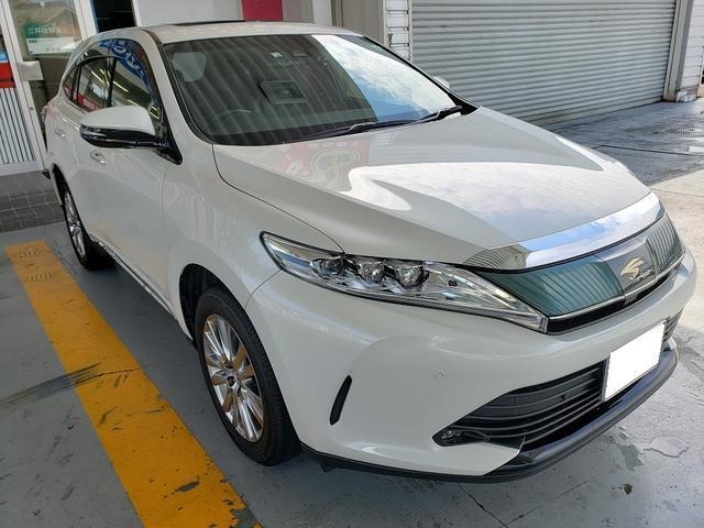 TOYOTA HARRIER PREMIUM 2017