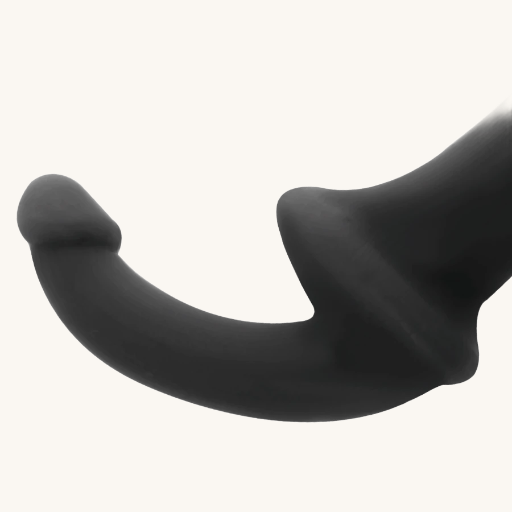 ADDICTED TOYS - DILDO CON ARNÉS SIN SUJECIÓN NEGRO