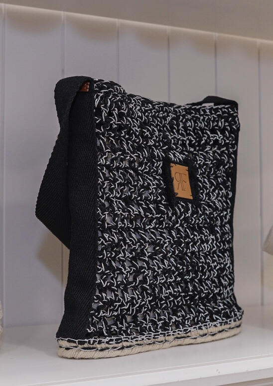 Bolso tejido artesanal