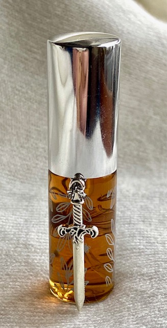 Rebel Uprising Parfum      5ml 