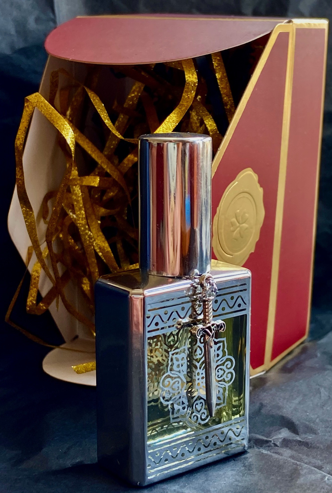 Rebel Uprising Parfum    15ml