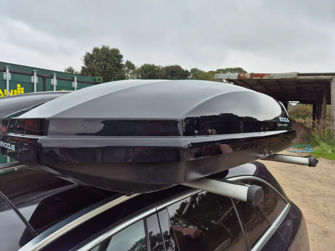 Exodus 470l roof box
