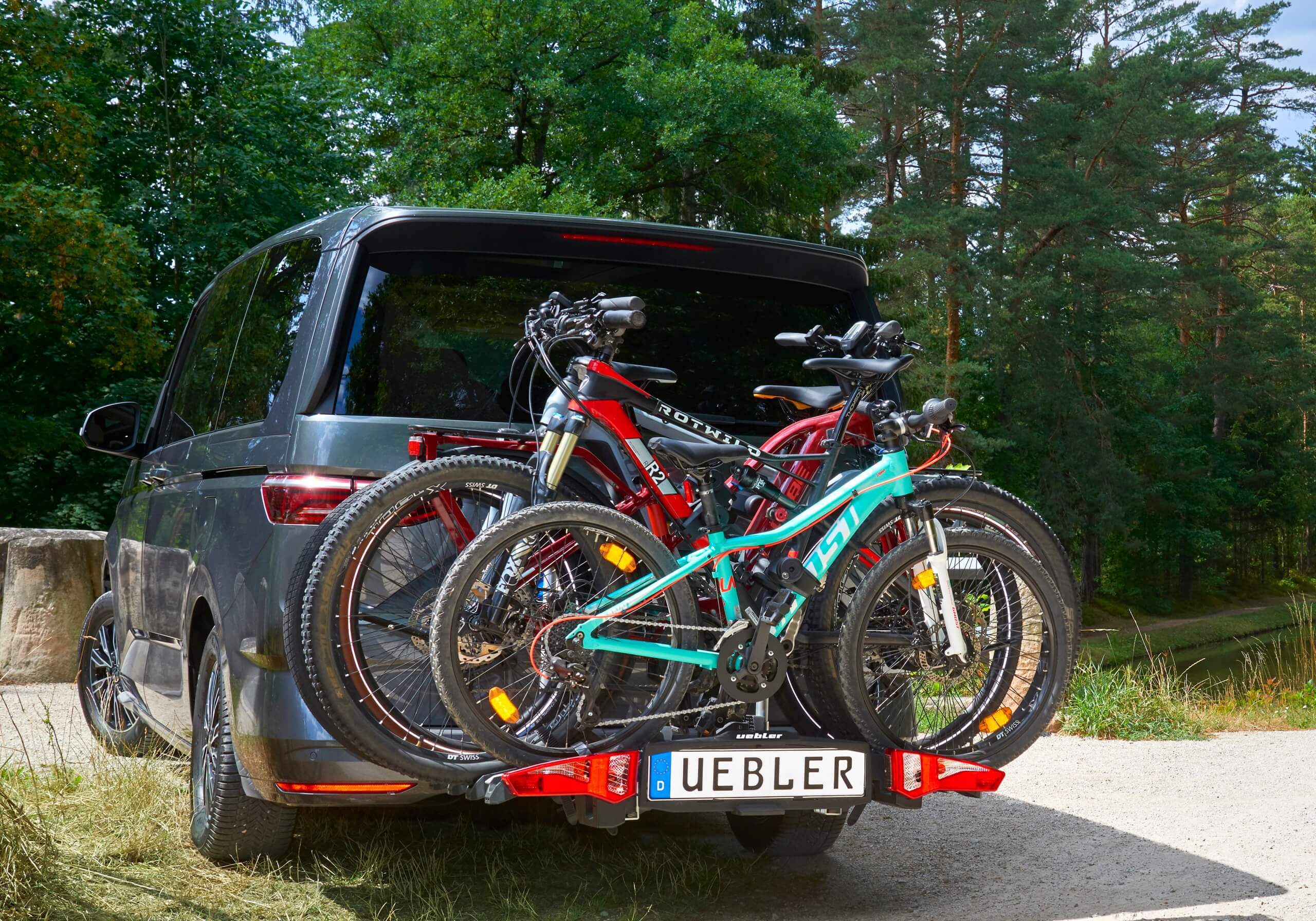 Uebler H31 S90 tilting and folding eBike rack (3 bikes) with reversing sensors