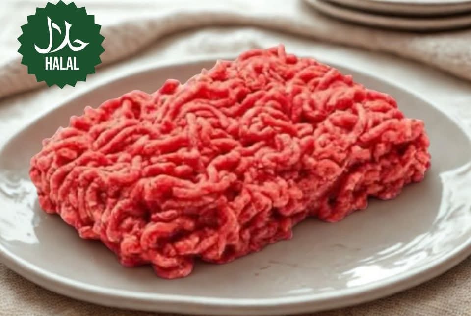 Fresh, cleaned, daily-slaughtered minced beef – 250g.
