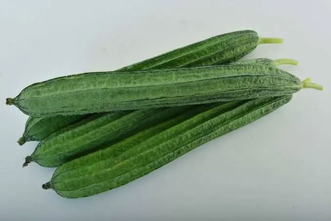 Luffa (Ridge Gourd | Watakolu) – 500g