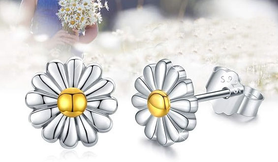 925% Sterling Silver Daisy Flower Stud Earrings