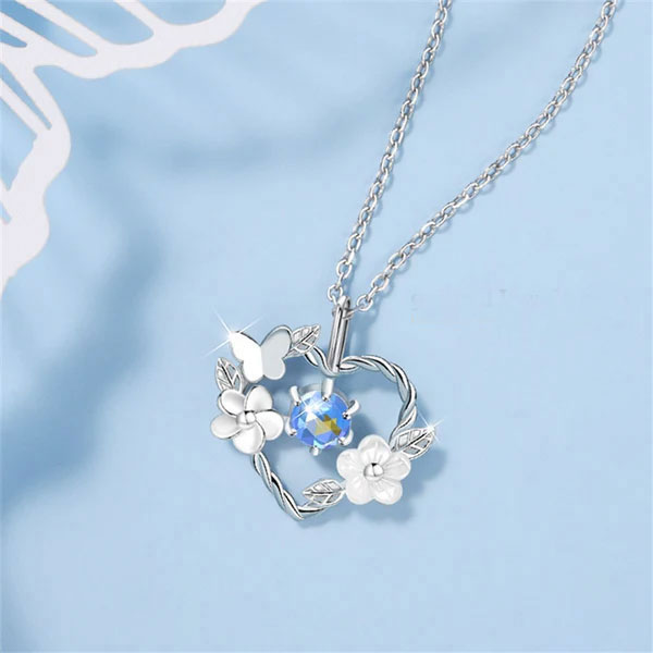 Floral Heart Pendant Necklace