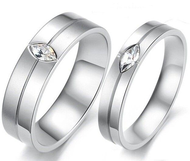 Elegant Silver Couple Rings