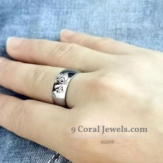 Couple 925% Sterling Silver Rings