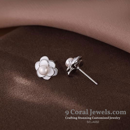 925% Sterling Silver White Flower Pearl Earrings