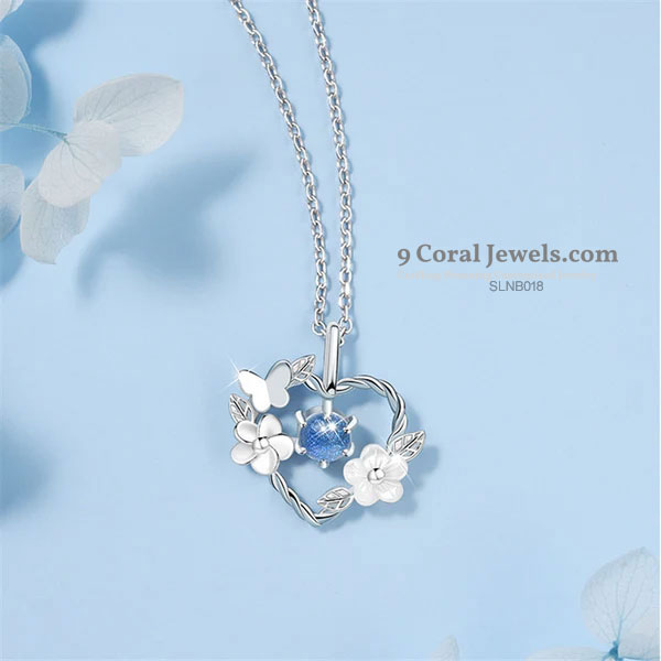 Floral Heart Pendant Necklace