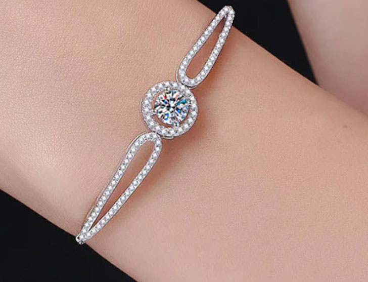 Sterling Silver Elegant American Diamond Bracelet