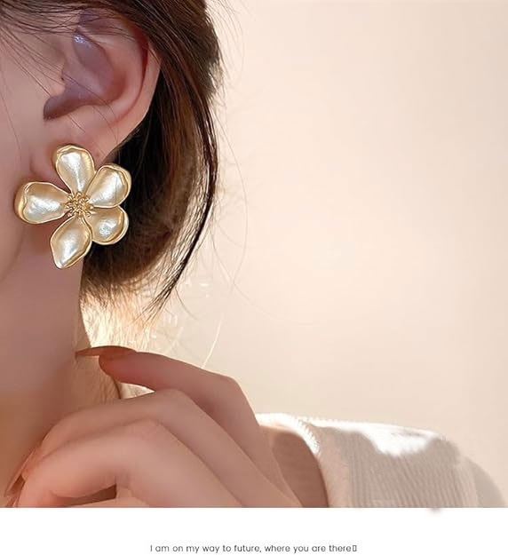 Gold Plated 925% Sterling Silver Flower Stud Earrings