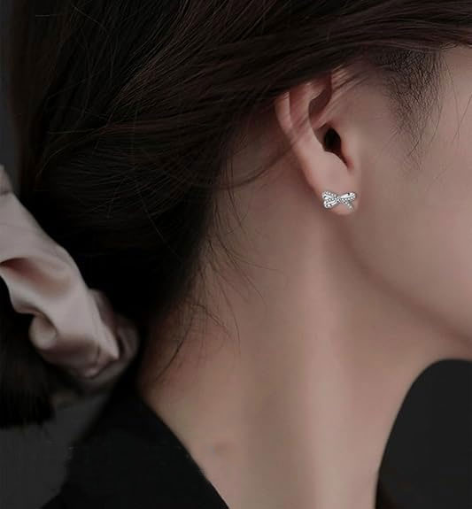 925% Sterling Silver Elegant Bow-Shaped Stud Earrings