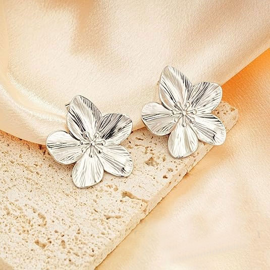 Silver Flower Earrings