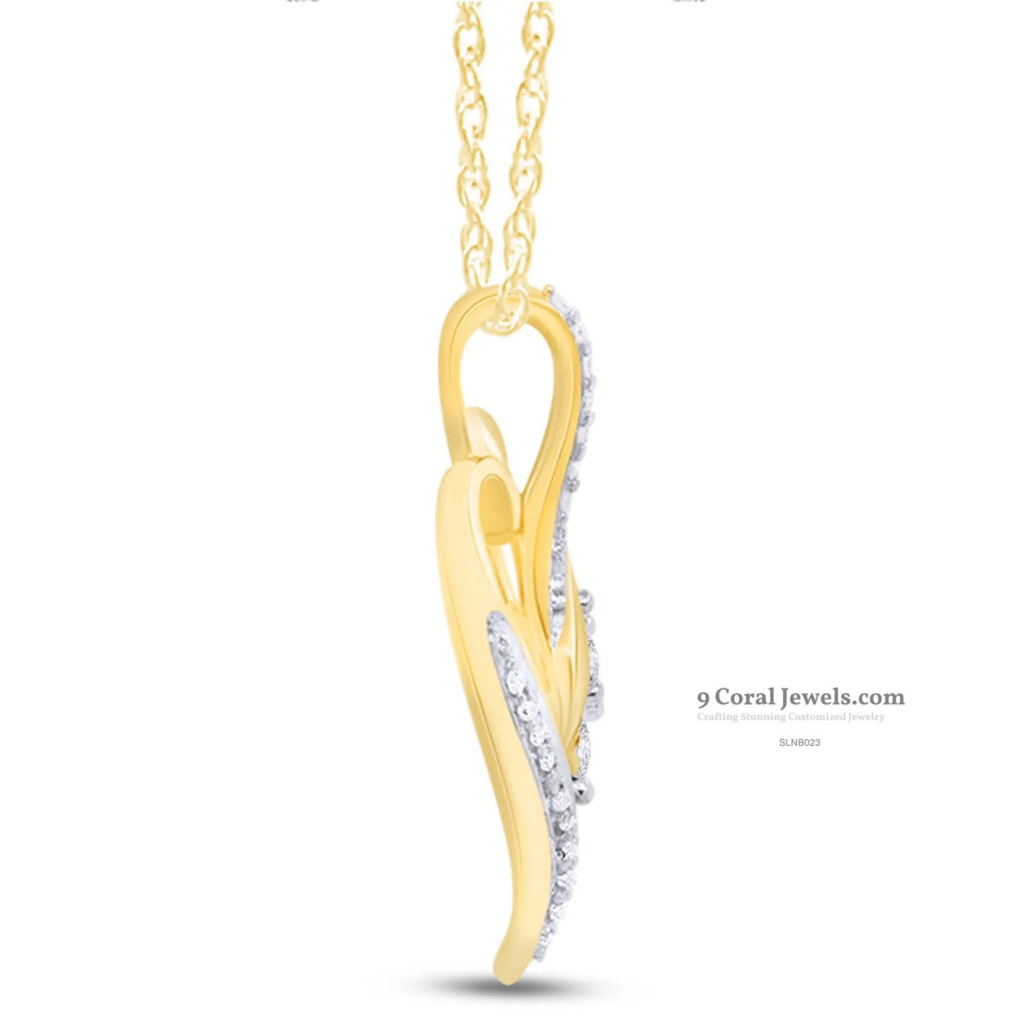 Elegant Heart-Shaped Pendant Necklace