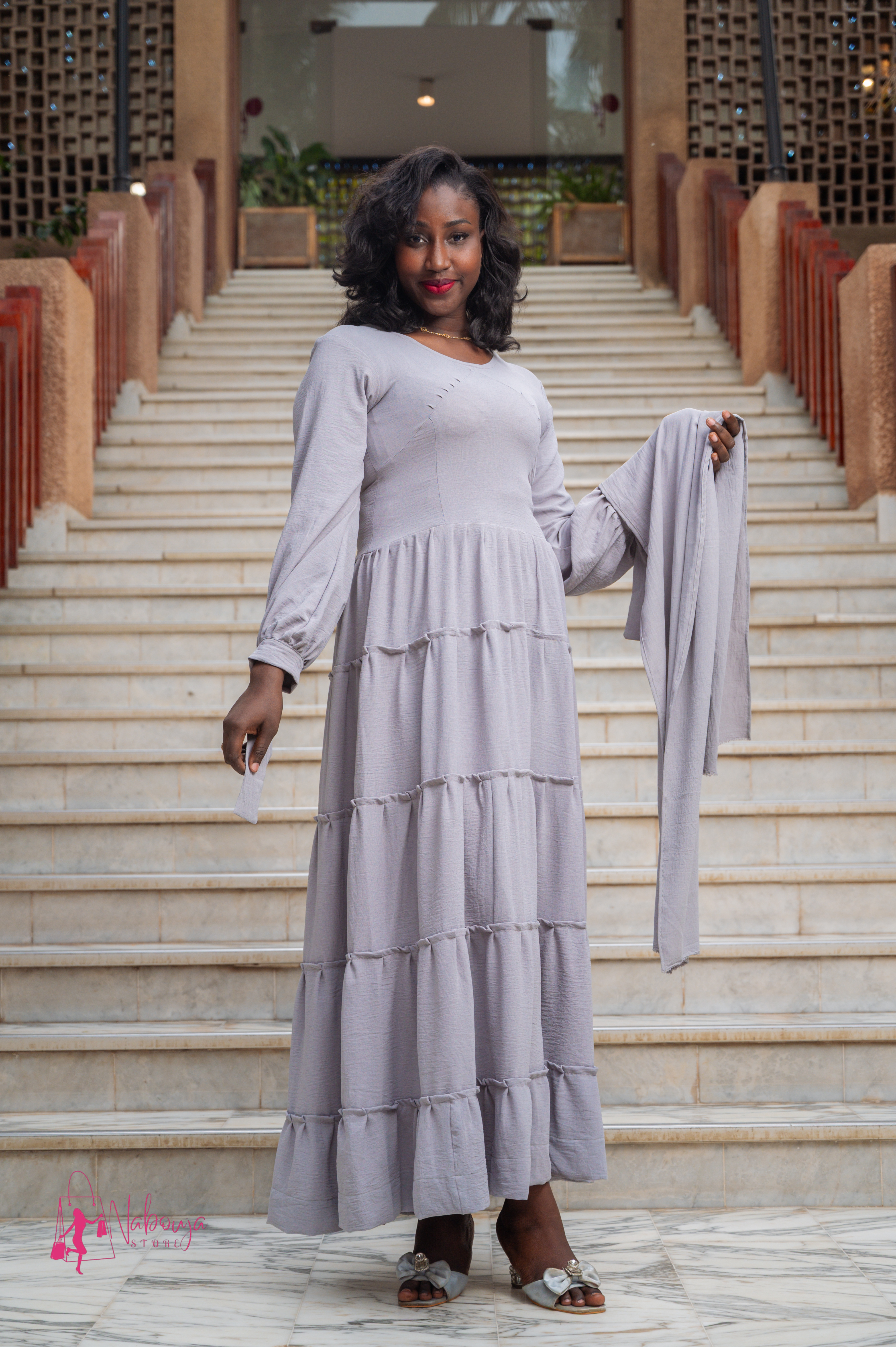 Robe longue grise élégante