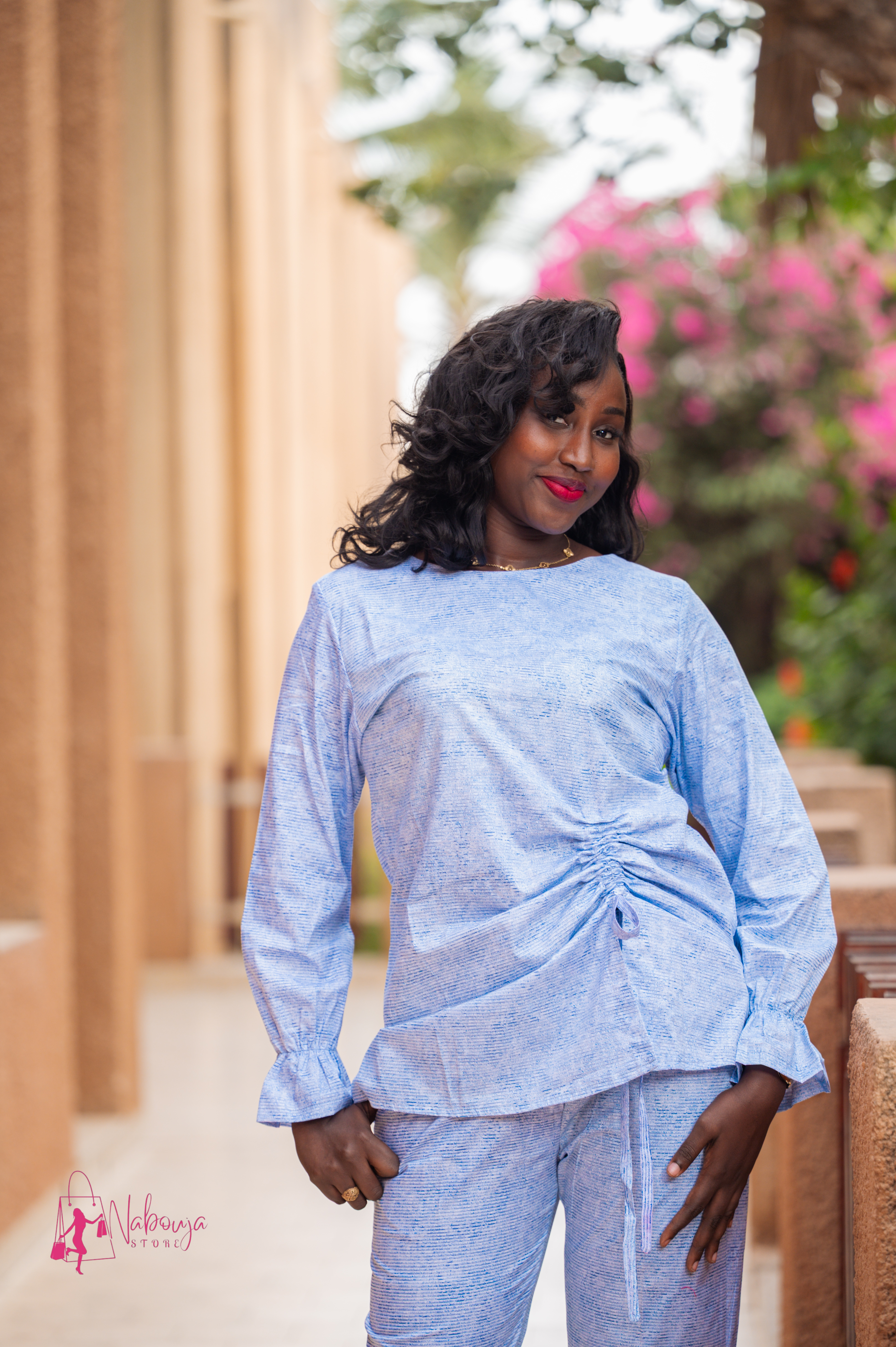 Ensemble pantalon et haut bleu