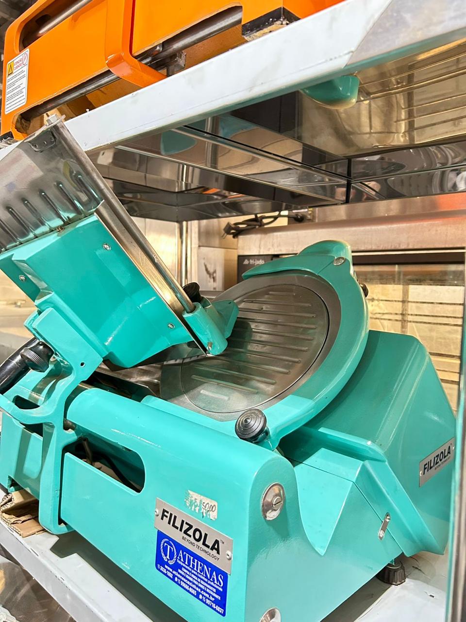 Cortador de frios semiautomático - Filizola