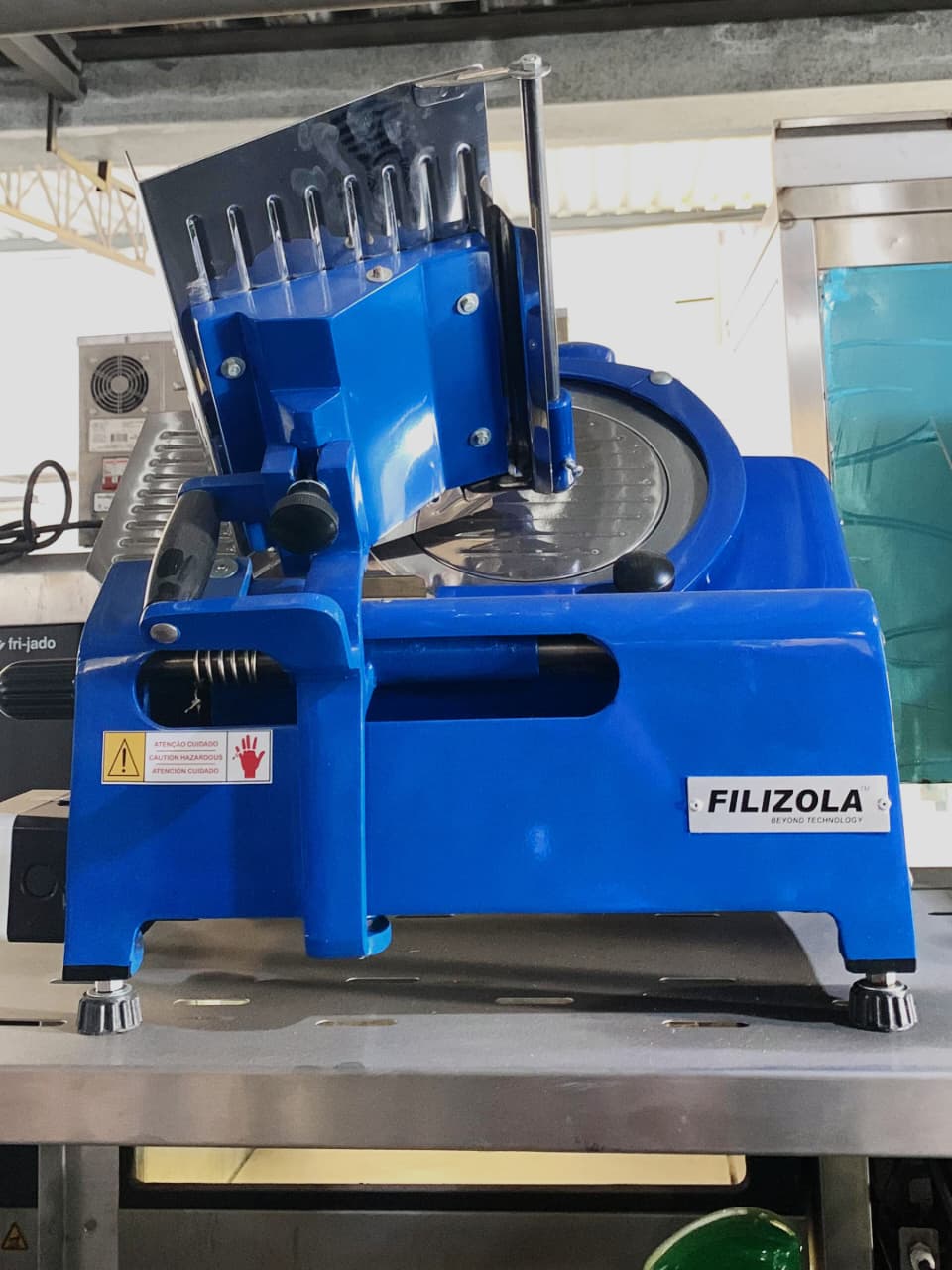 Cortador de frios semiautomático - Filizona