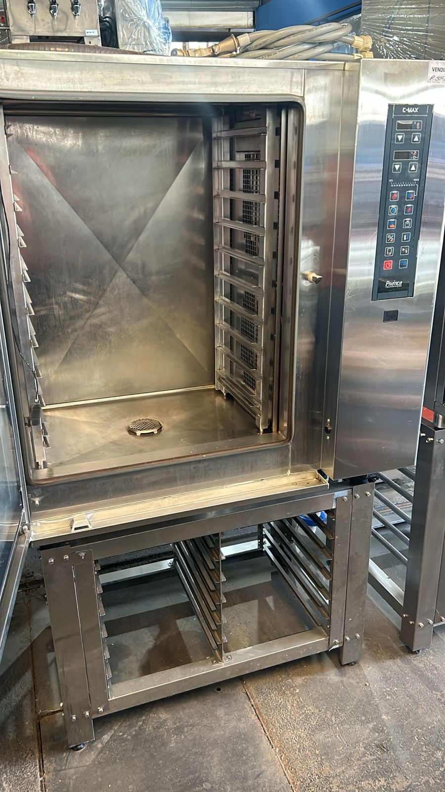 Forno combinado C Max 10 - Pratica