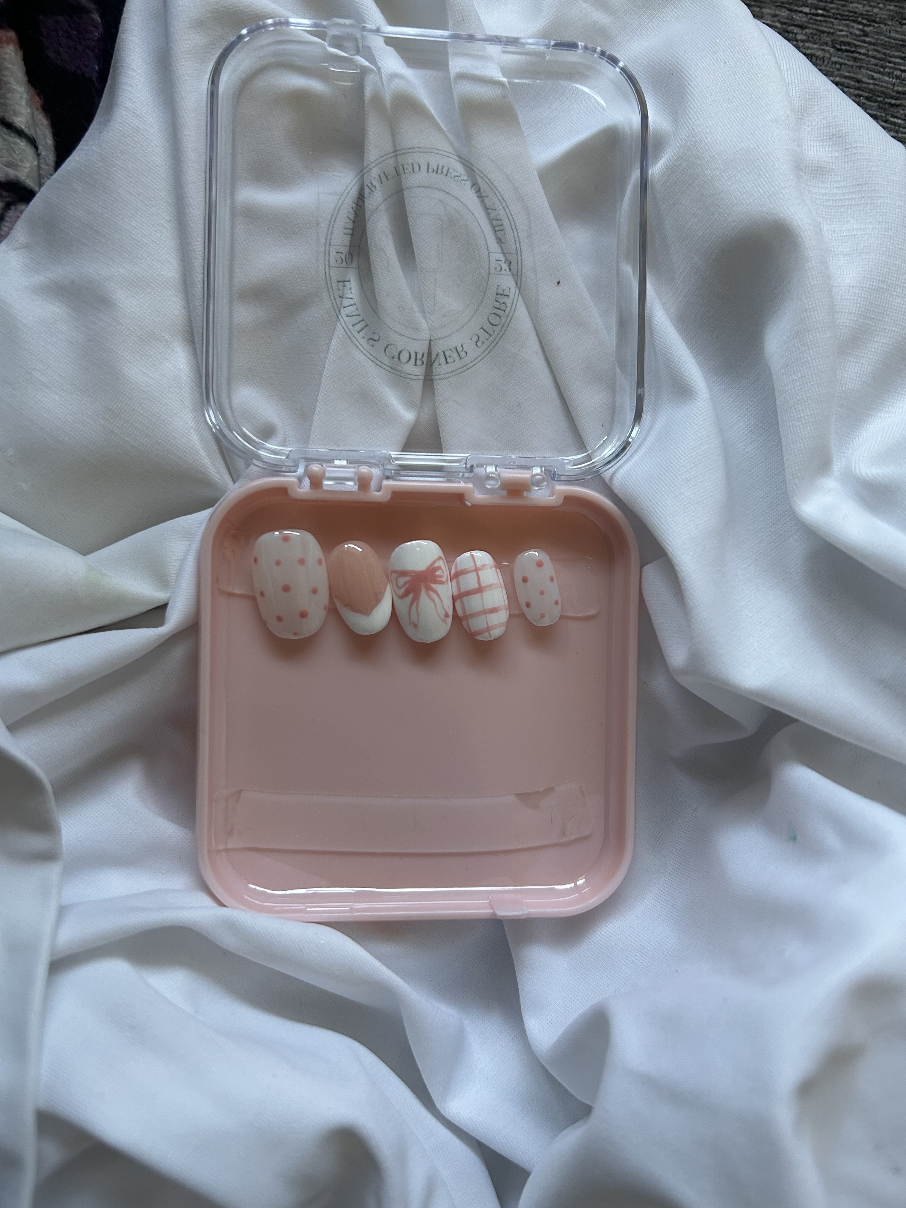 Blushing Bow Coquette