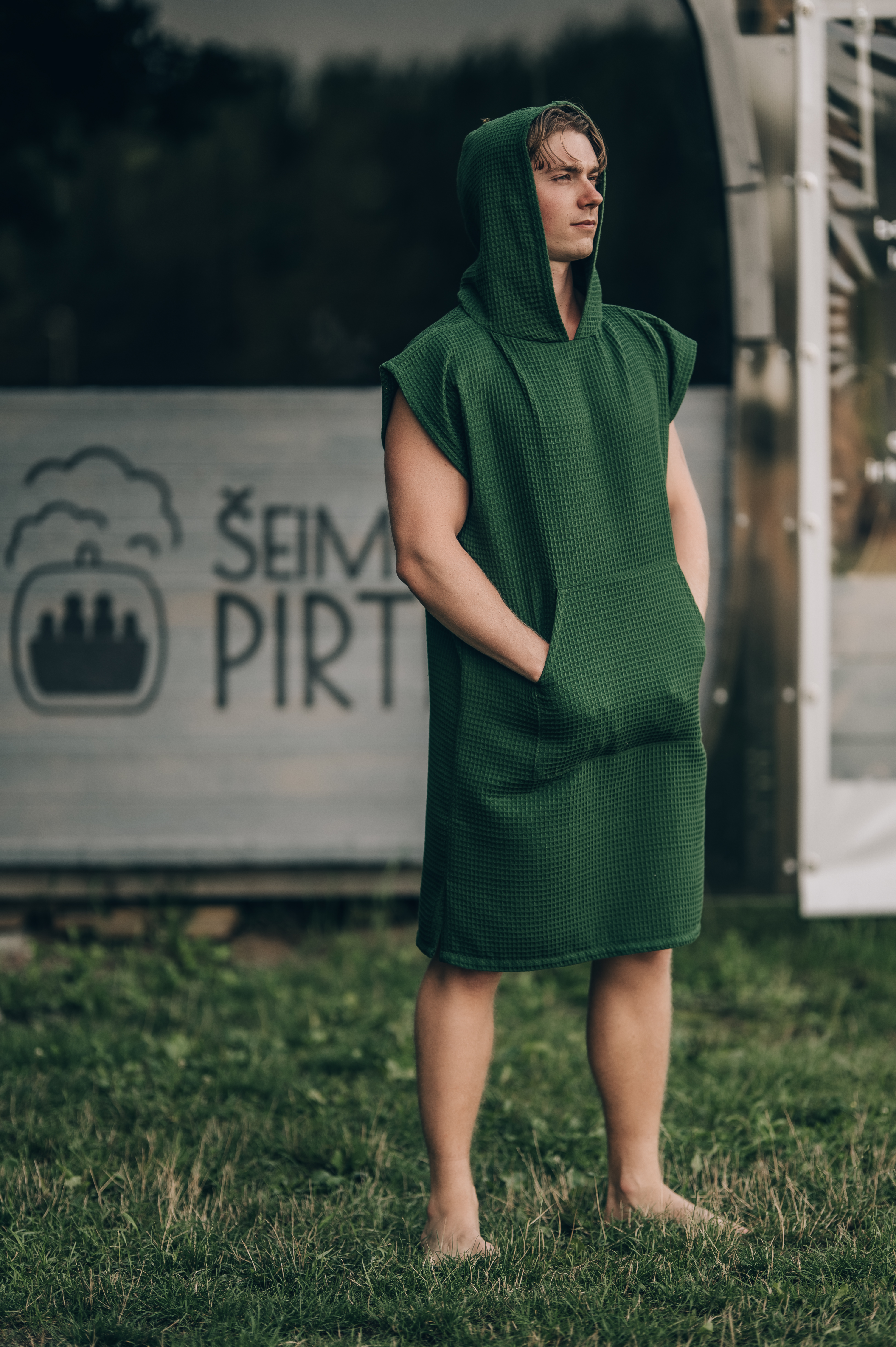 HOODED SAUNA TOWEL PONCHO