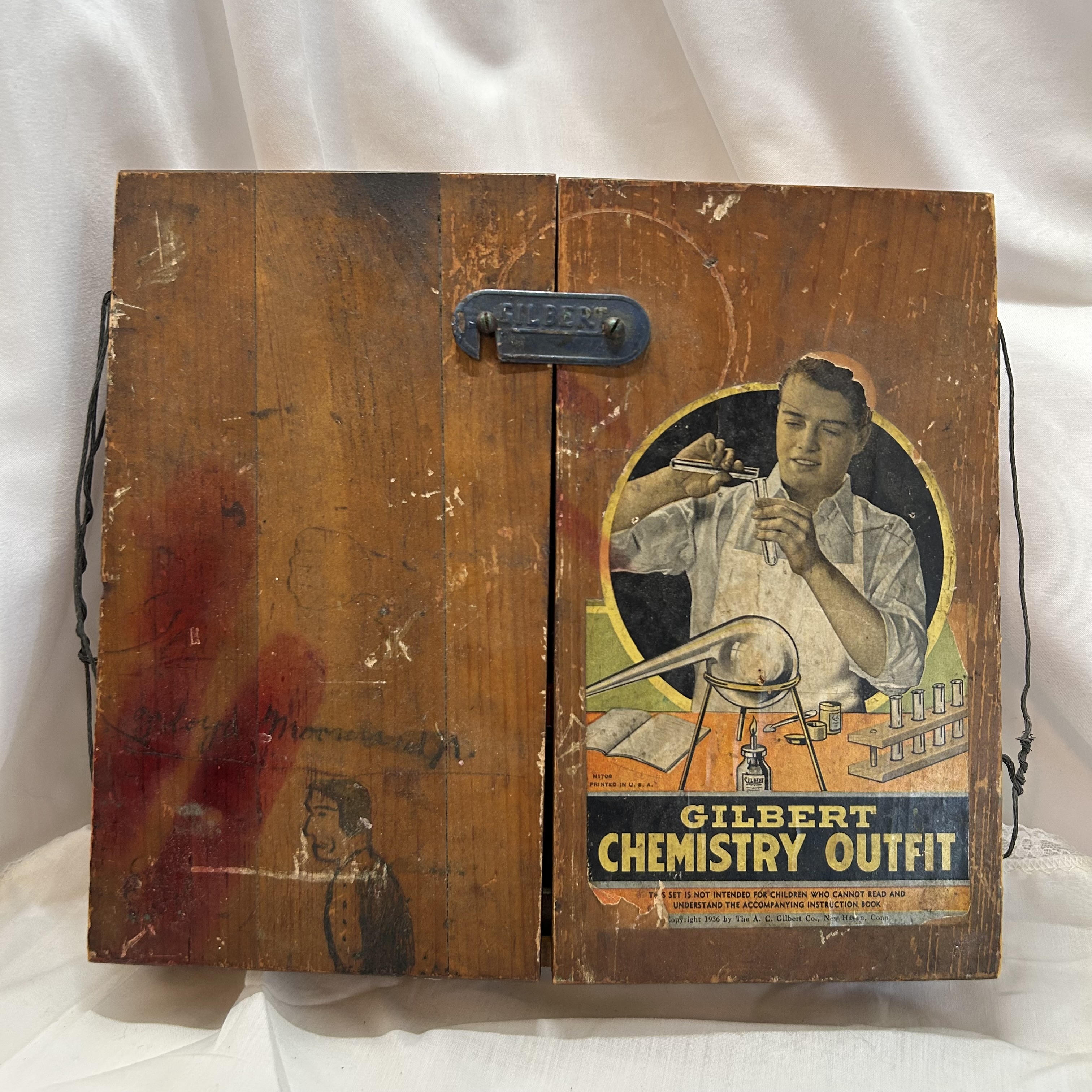 Antique Gilbert Chemistry Set