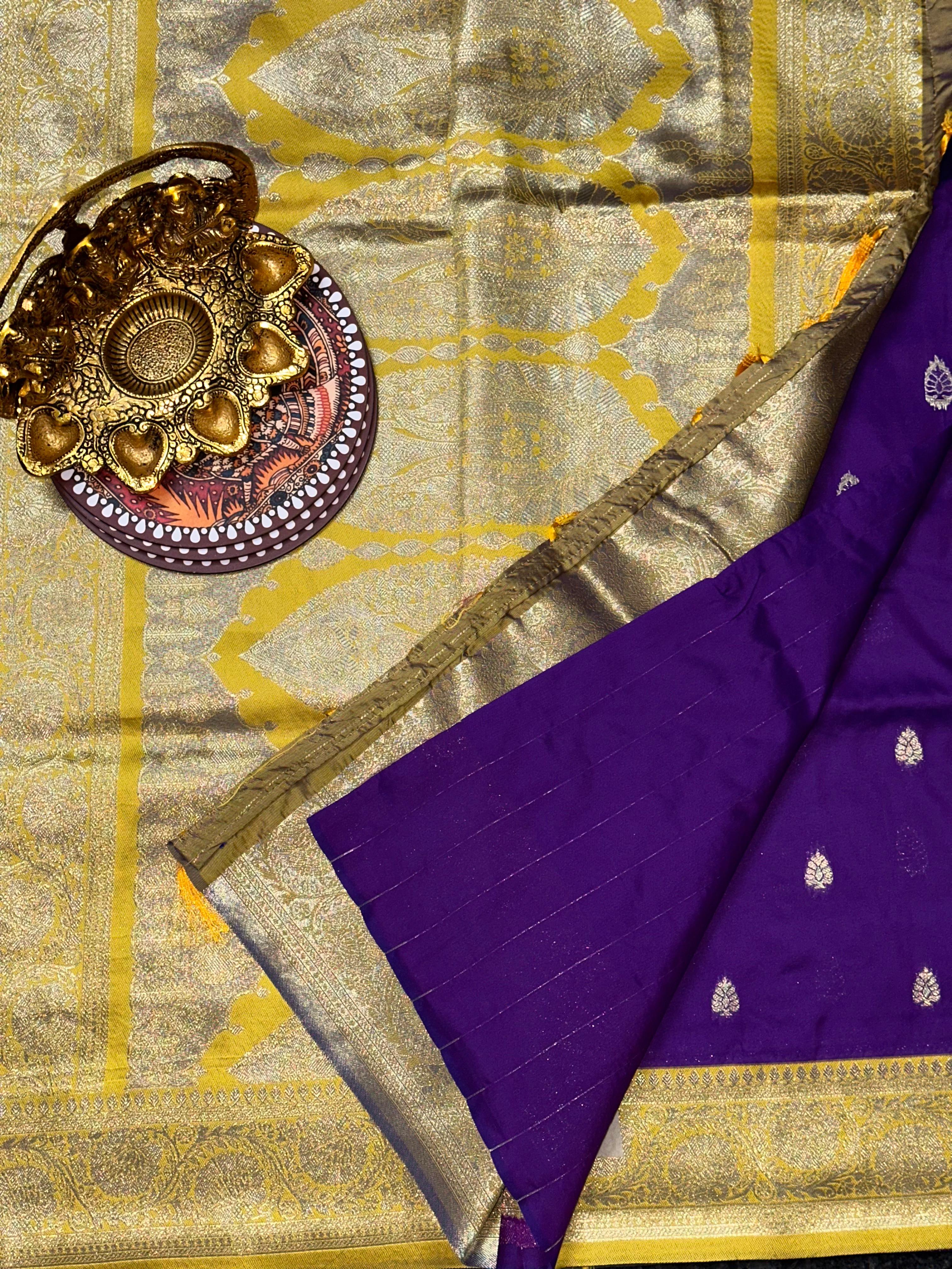 Purple Soft Silk Feather Saree | Unstitched | Purple
