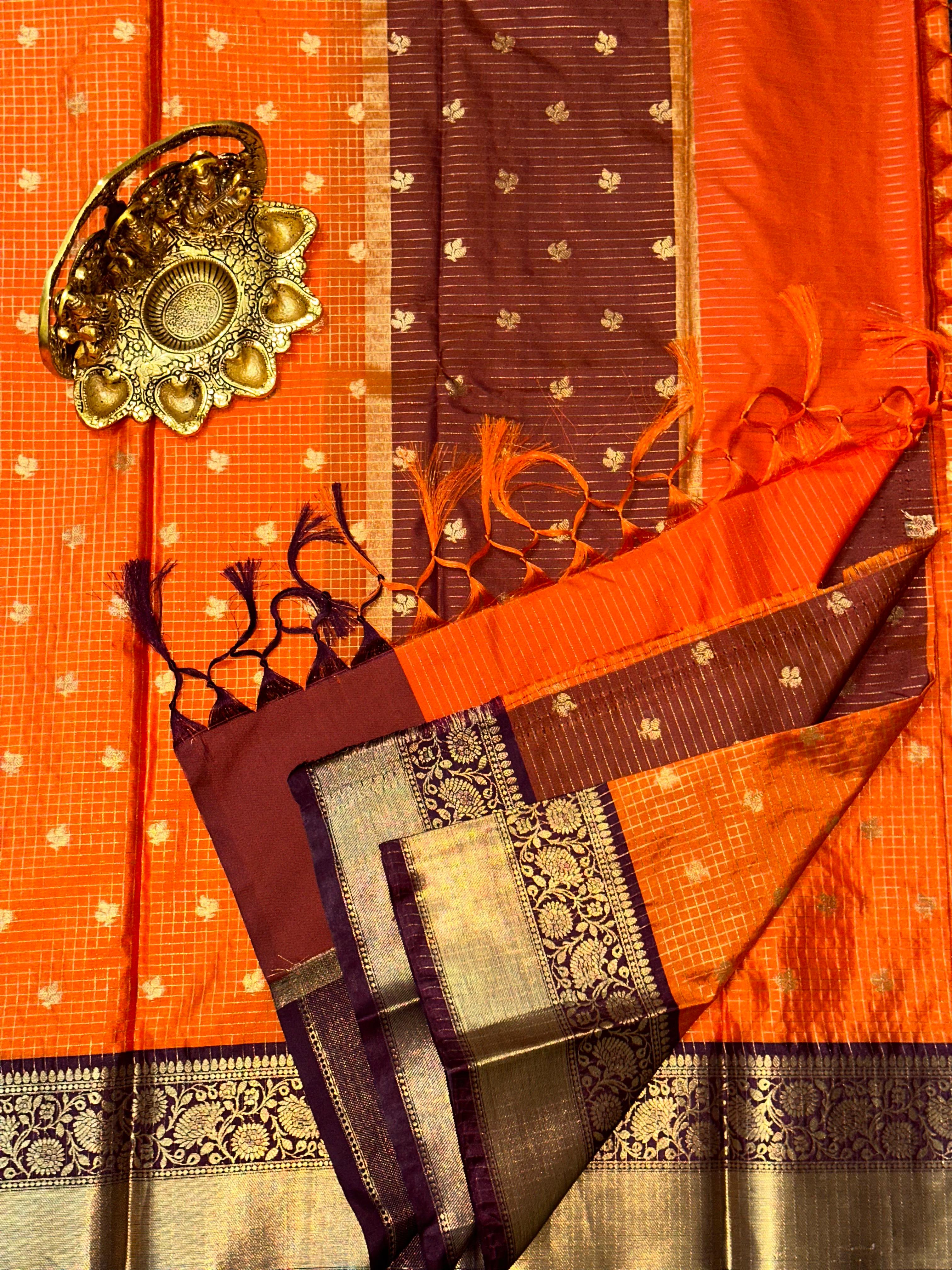 Gadhwal Buti Silk Saree